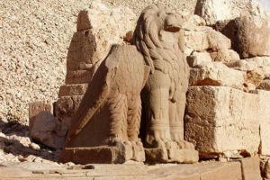 Kommagene Nemrut Statues